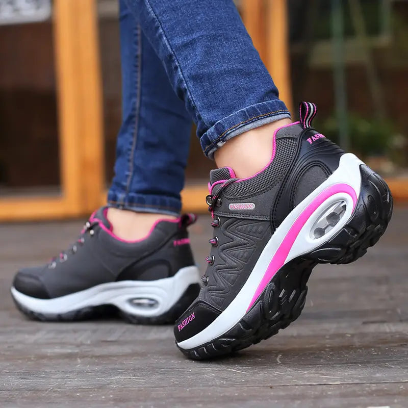 Lucy | Orthopedic Sport Shoes