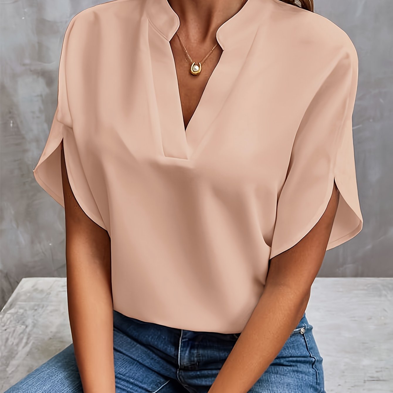 Cheryl | V-Neck Blouse